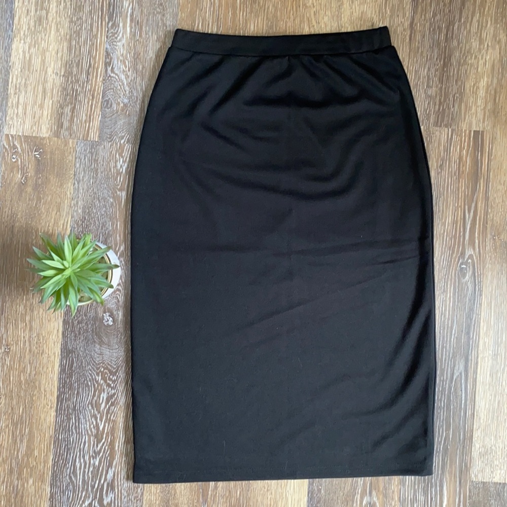 🌿SALE🌿Jade Mackenzie Black Skirt